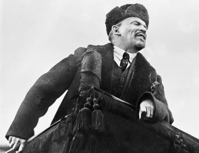 Иллюстрация к книге — Тайны Французской империи [i_093.jpg]