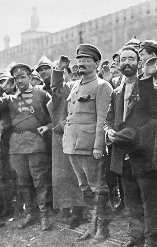 Иллюстрация к книге — Тайны Французской империи [i_109.jpg]