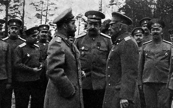 Иллюстрация к книге — Слухи, образы, эмоции. Массовые настроения россиян в годы войны и революции (1914–1918) [i_140.jpg]