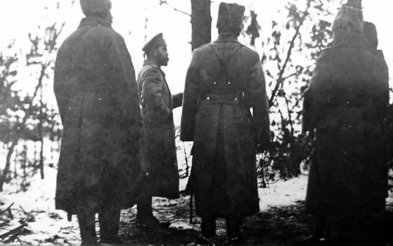 Иллюстрация к книге — Слухи, образы, эмоции. Массовые настроения россиян в годы войны и революции (1914–1918) [i_142.jpg]