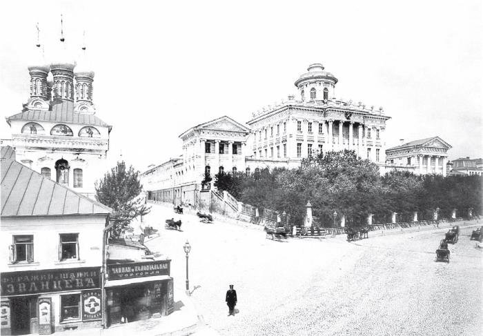 Иллюстрация к книге — Две Москвы: Метафизика столицы [i_046.jpg]