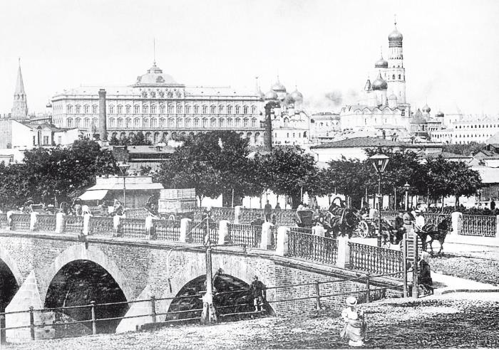 Иллюстрация к книге — Две Москвы: Метафизика столицы [i_058.jpg]