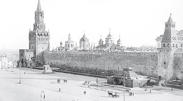 Иллюстрация к книге — Две Москвы: Метафизика столицы [i_128.jpg]