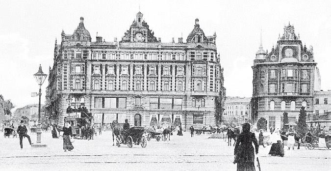 Иллюстрация к книге — Две Москвы: Метафизика столицы [i_170.jpg]