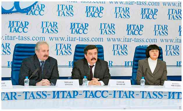 Иллюстрация к книге — Как я написал Конституцию эпохи Ельцина и Путина [i_063.jpg]