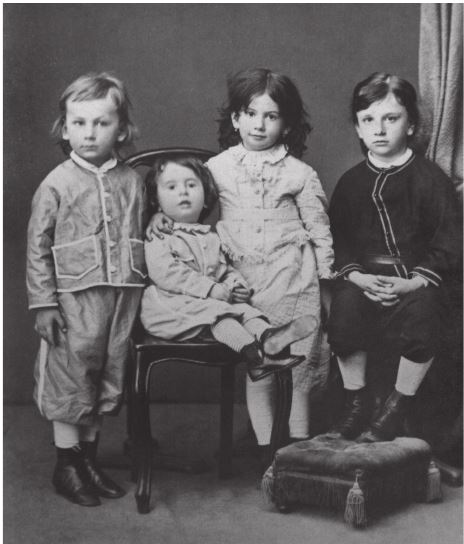 Иллюстрация к книге — Три дочери Льва Толстого [i_004.jpg]