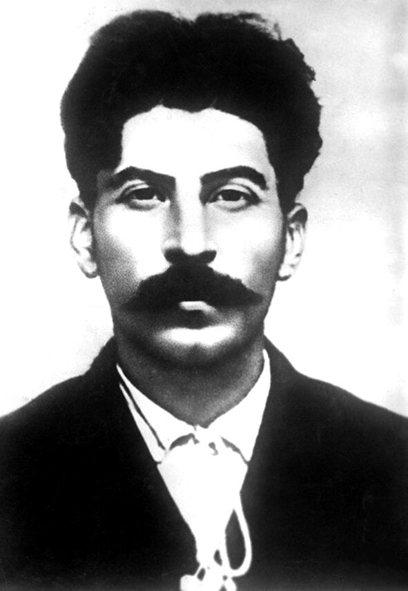 Иллюстрация к книге — Свет и мрак Иосифа Сталина. Психологический портрет [_6.jpg]