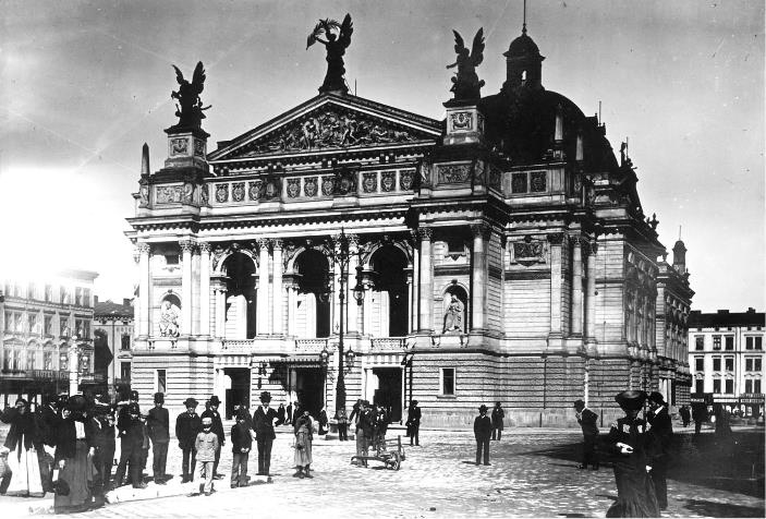 Иллюстрация к книге — Львов под русской властью. 1914–1915 [i_111.jpg]