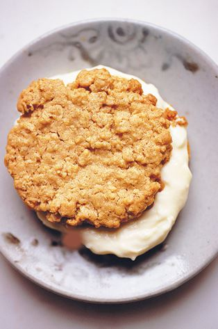 Иллюстрация к книге — Eat. Большая книга быстрых и несложных рецептов [i_191.jpg]