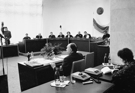 Иллюстрация к книге — История коммунизма в России [i_031.jpg]