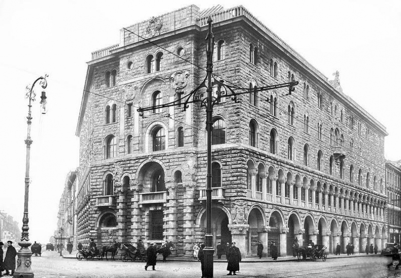 Иллюстрация к книге — Легенды и мифы Невского проспекта [i_013.jpg]