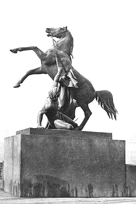 Иллюстрация к книге — Легенды и мифы Невского проспекта [i_065.jpg]