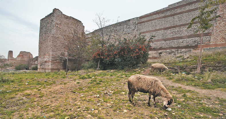 Иллюстрация к книге — Легенды Царьграда [i_039.jpg]