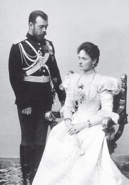 Иллюстрация к книге — Мятежный Петербург. Сто лет бунтов, восстаний и революций в городском фольклоре [i_041.jpg]