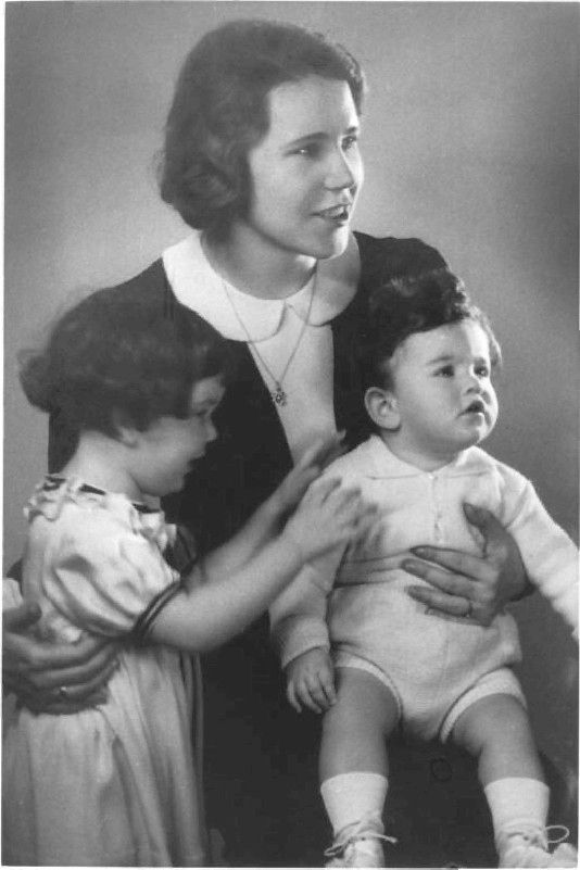 Иллюстрация к книге — Дом Витгенштейнов. Семья в состоянии войны [i_030.jpg]