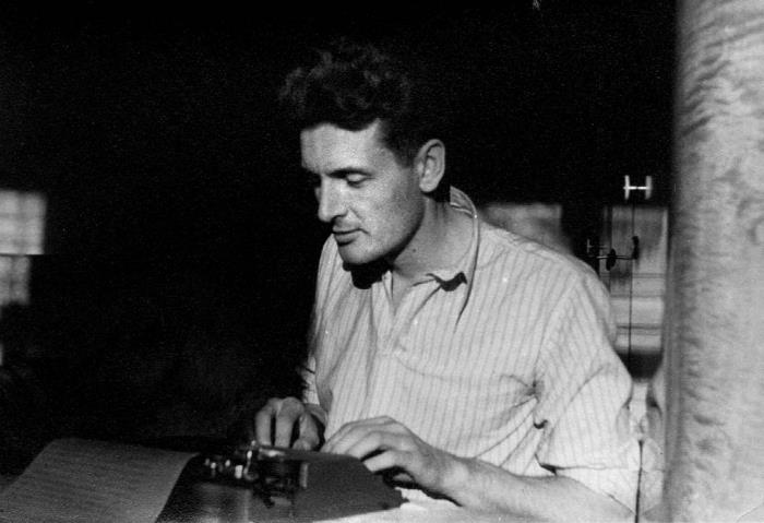 Иллюстрация к книге — Парижские мальчики в сталинской Москве [i_005.jpg]