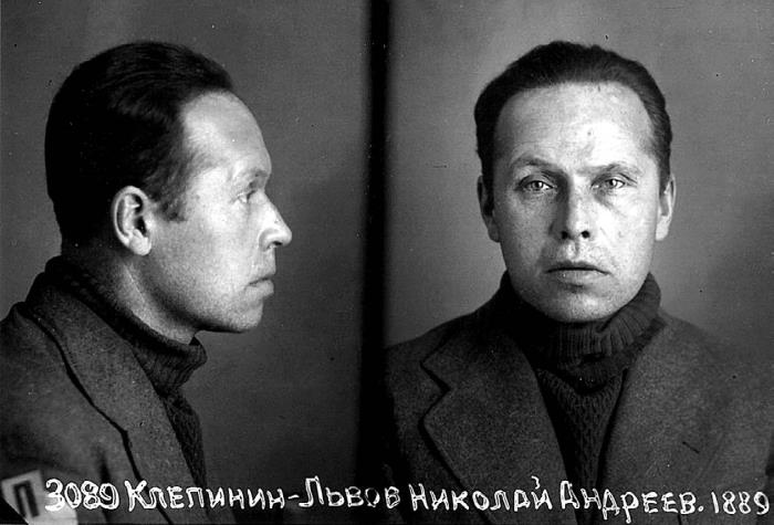 Иллюстрация к книге — Парижские мальчики в сталинской Москве [i_006.jpg]