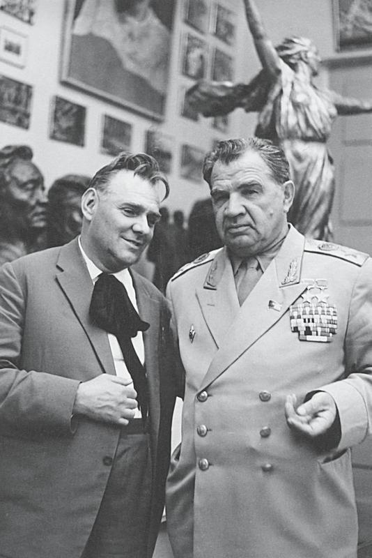 Иллюстрация к книге — От Сталинграда до Берлина. Воспоминания командующего [i_027.jpg]