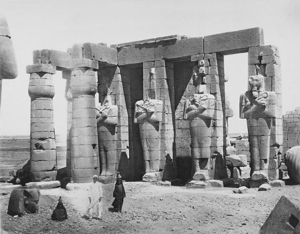 Иллюстрация к книге — Лев Бакст, портрет художника в образе еврея [i_015.jpg]