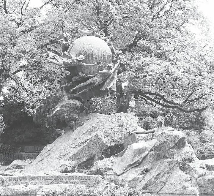 Иллюстрация к книге — История почты. От голубиной до электронной [i_058.jpg]