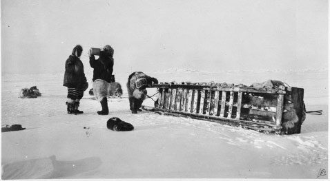 Иллюстрация к книге — Белый эскимос [i_017.jpg]