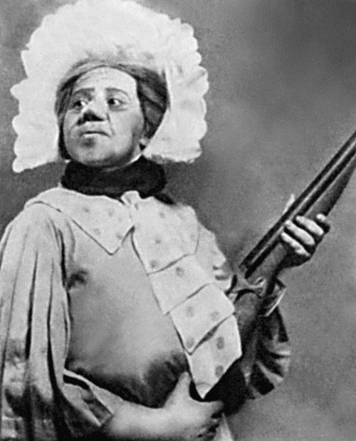 Иллюстрация к книге — Тень. Голый король [i_003.jpg]