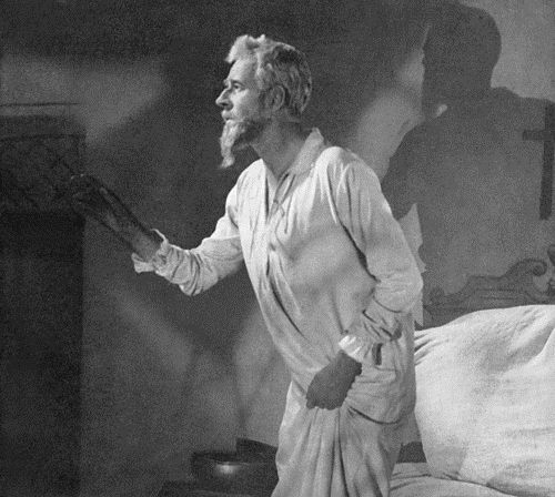 Иллюстрация к книге — Тень. Голый король [i_014.jpg]