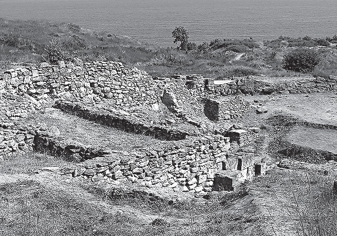 Иллюстрация к книге — История нефти. «Чёрное золото» – универсальный продукт [i_003.jpg]