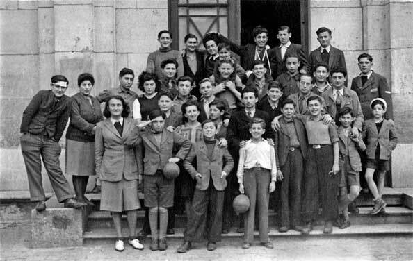 Иллюстрация к книге — Мальчик из Бухенвальда. Невероятная история ребенка, пережившего Холокост [i_002.jpg]