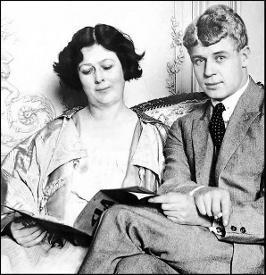 Иллюстрация к книге — Любовь в Серебряном веке. Истории о музах и женах русских поэтов и писателей. Радости и переживания, испытания и трагедии… [i_028.jpg]