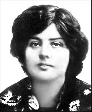 Иллюстрация к книге — Любовь в Серебряном веке. Истории о музах и женах русских поэтов и писателей. Радости и переживания, испытания и трагедии… [i_033.jpg]