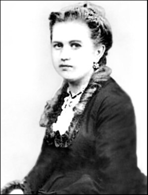 Иллюстрация к книге — Любовь в Серебряном веке. Истории о музах и женах русских поэтов и писателей. Радости и переживания, испытания и трагедии… [i_051.jpg]