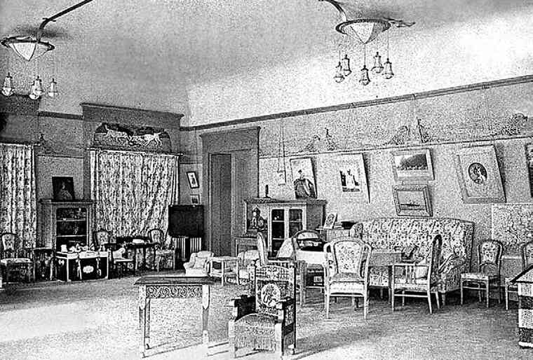 Иллюстрация к книге — Фавориты императорского двора. От Василия Голицына до Матильды Кшесинской [i_213.jpg]