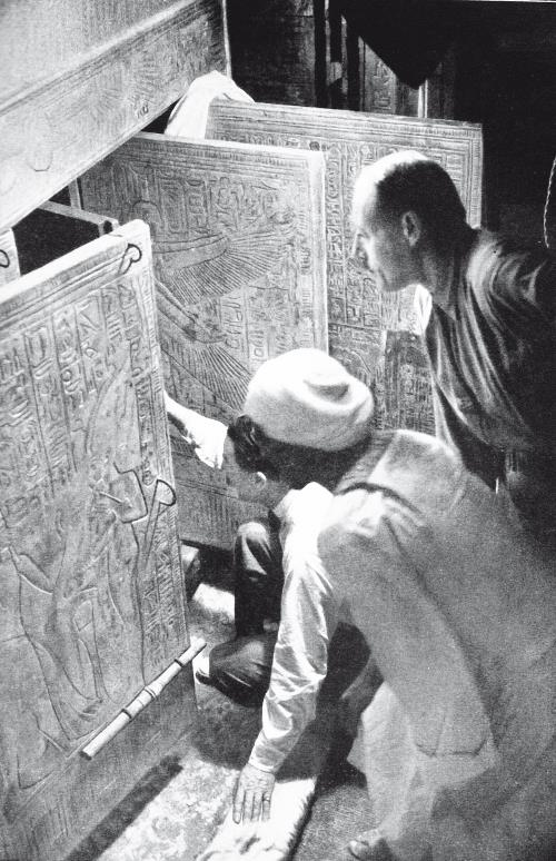 Иллюстрация к книге — 1922: Эпизоды бурного года [imgd979.jpg]