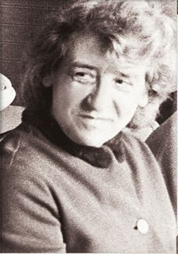 Иллюстрация к книге — Дневник длиною в жизнь. История одной судьбы, в которой две войны и много мира. 1916–1991 [i_027.jpg]