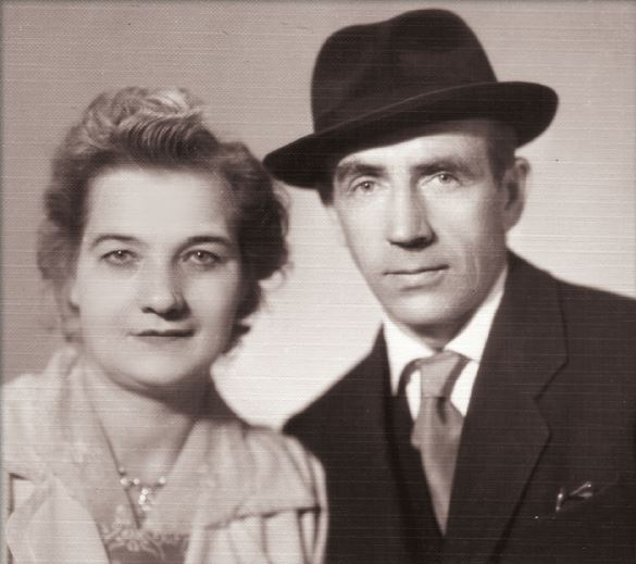 Иллюстрация к книге — Дневник длиною в жизнь. История одной судьбы, в которой две войны и много мира. 1916–1991 [i_041.jpg]