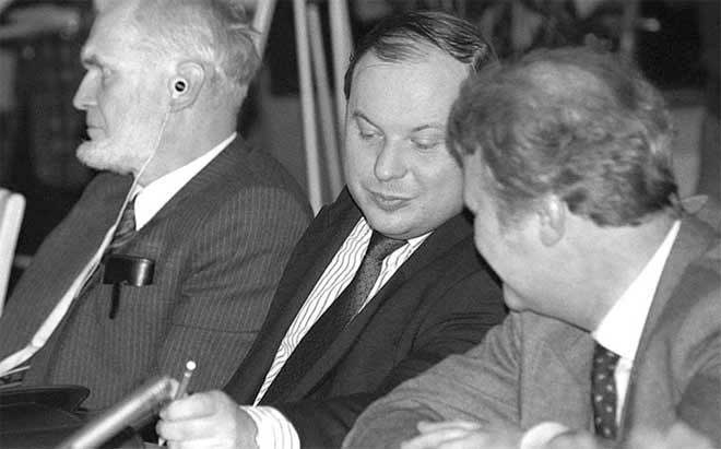 Иллюстрация к книге — Боевая экология. Как Greenpeace, WWF и другие международные экологические организации подрывают развитие России [i_046.jpg]