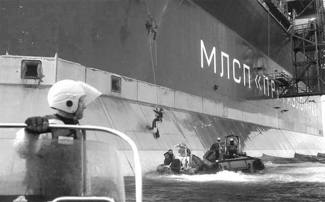 Иллюстрация к книге — Боевая экология. Как Greenpeace, WWF и другие международные экологические организации подрывают развитие России [i_060.jpg]