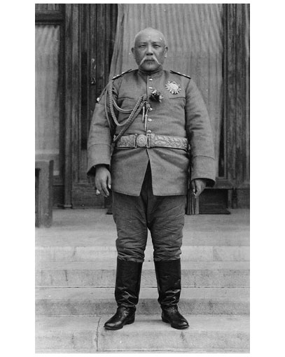 Иллюстрация к книге — Старшая сестра, Младшая сестра, Красная сестра. Три женщины в сердце Китая ХХ века [i_008.jpg]