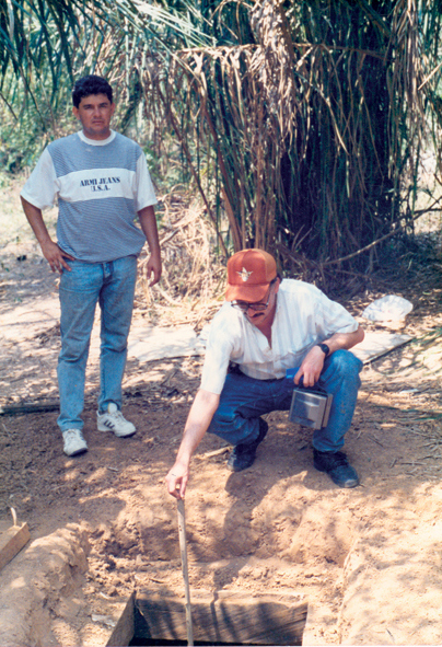 Иллюстрация к книге — Охотники на людей: как мы поймали Пабло Эскобара [i_014.jpg]