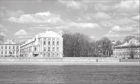 Иллюстрация к книге — Путеводитель по Петербургу. Увлекательные экскурсии по Северной столице. 34 маршрута [i_031.jpg]