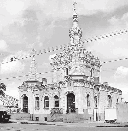 Иллюстрация к книге — Путеводитель по Петербургу. Увлекательные экскурсии по Северной столице. 34 маршрута [i_083.jpg]