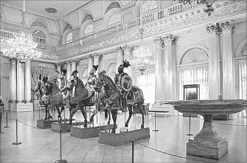 Иллюстрация к книге — Путеводитель по Петербургу. Увлекательные экскурсии по Северной столице. 34 маршрута [i_118.jpg]