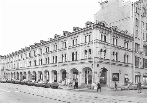 Иллюстрация к книге — Путеводитель по Петербургу. Увлекательные экскурсии по Северной столице. 34 маршрута [i_140.jpg]