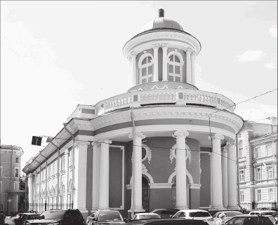 Иллюстрация к книге — Путеводитель по Петербургу. Увлекательные экскурсии по Северной столице. 34 маршрута [i_178.jpg]