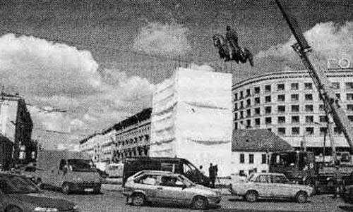 Иллюстрация к книге — История петербургских районов [_091.jpg]