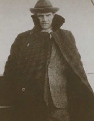 Иллюстрация к книге — Герои Сталинградской битвы [i_018.jpg]