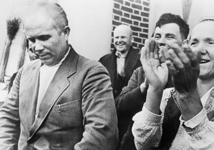 Иллюстрация к книге — 1937 год: Н. С. Хрущев и московская парторганизаци [i_074.jpg]