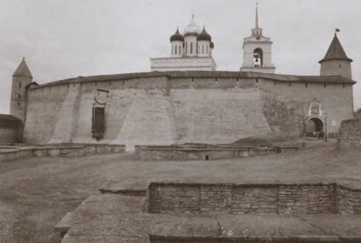 Иллюстрация к книге — Полководцы Московского царства [i_029.jpg]