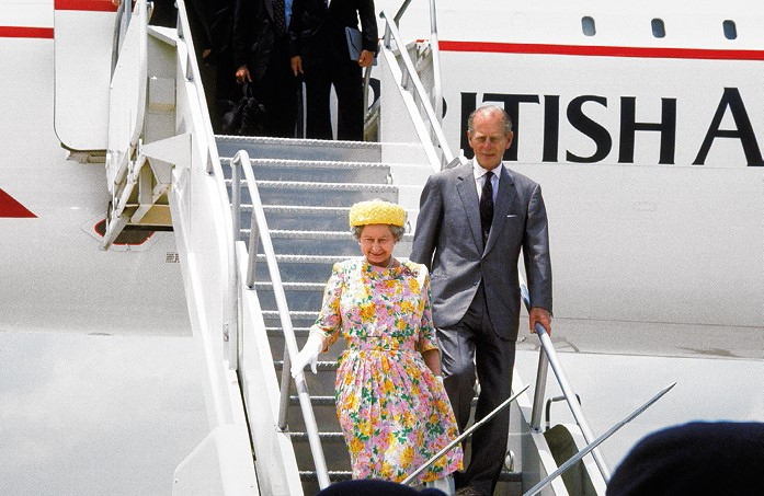 Иллюстрация к книге — Елизавета II – королева Великобритании [i_025.jpg]